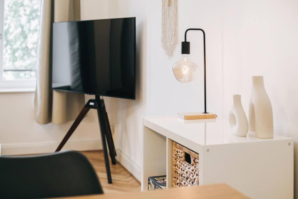 Tip! Design-Apartment In Toplage 75Qm In Szeneviertel Дрезден Экстерьер фото