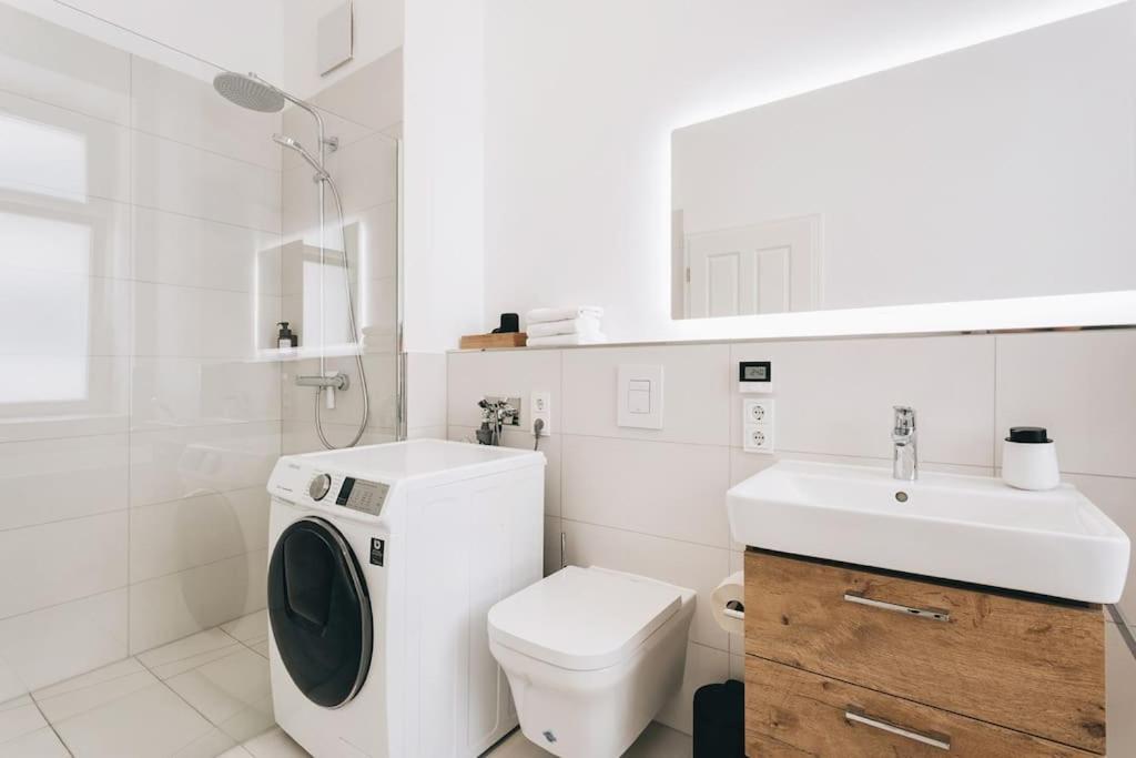 Tip! Design-Apartment In Toplage 75Qm In Szeneviertel Дрезден Экстерьер фото